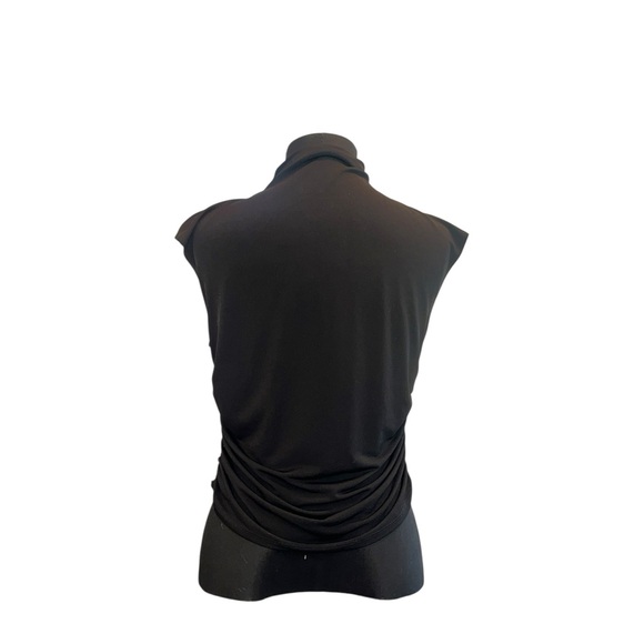 ✨ 𝐒𝐋𝐄𝐄𝐊 Black Ruched Mock-Neck Top - Picture 6 of 6